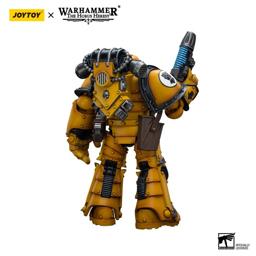 Imperial Fists MkIII Tactical Legionaries Sergeant with Power Fist 1 - JoyToy EU Store